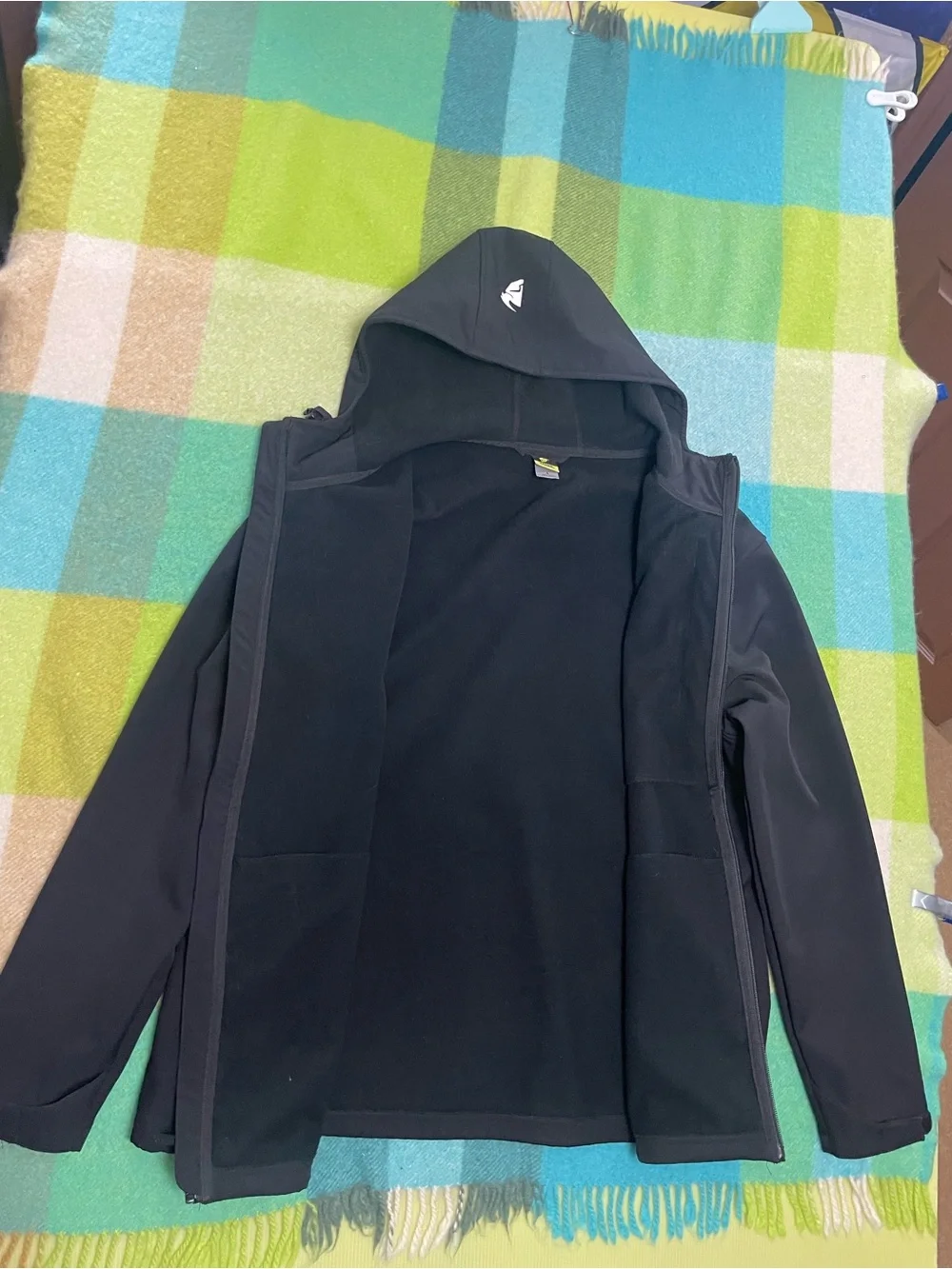 thor Black Hooded Performance Softshell Jacket
